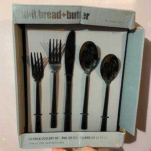 BNIB 20 Piece Black Cutlery Set by Bread and Butter